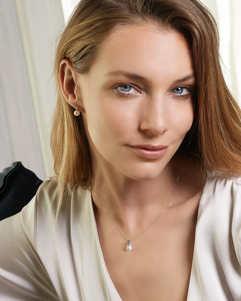 Comete Collana con Perla e Diamanti bianchi GLP624
