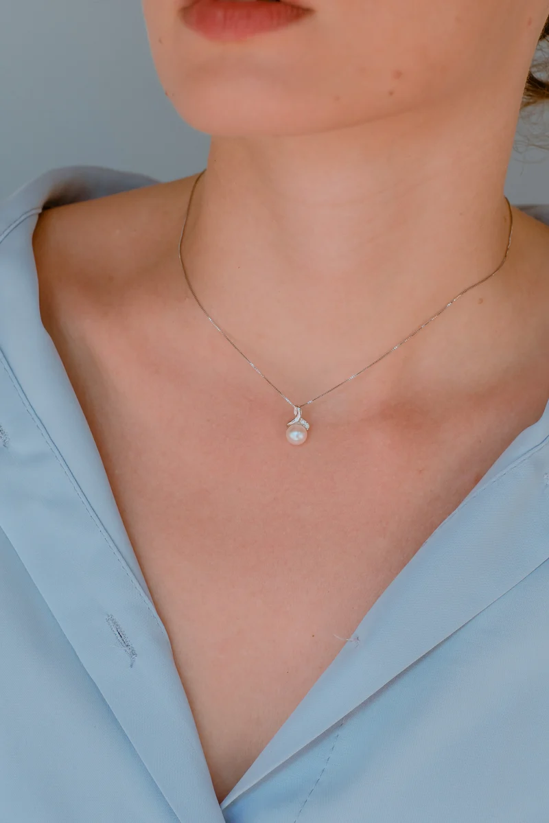 Comete Collana in Oro con Perle e Diamanti GLP610