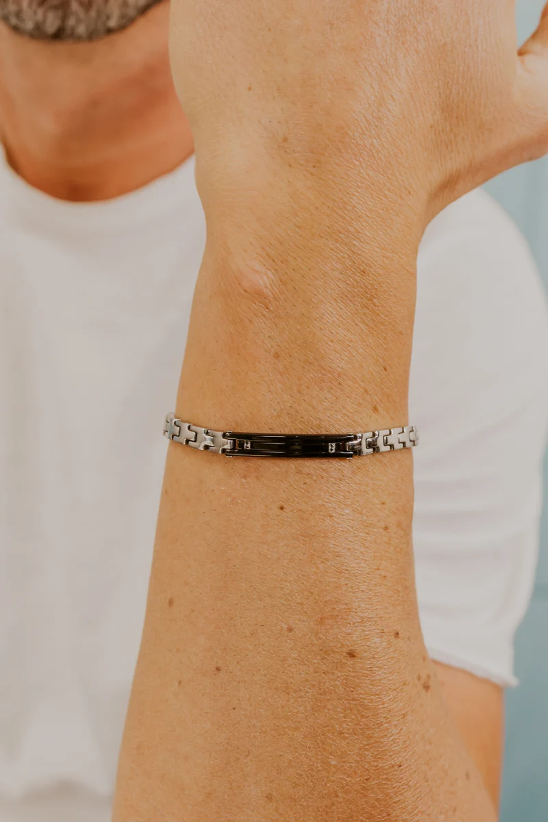 Comete Bracciale Acciaio pvd e zirconi neri UBR1192